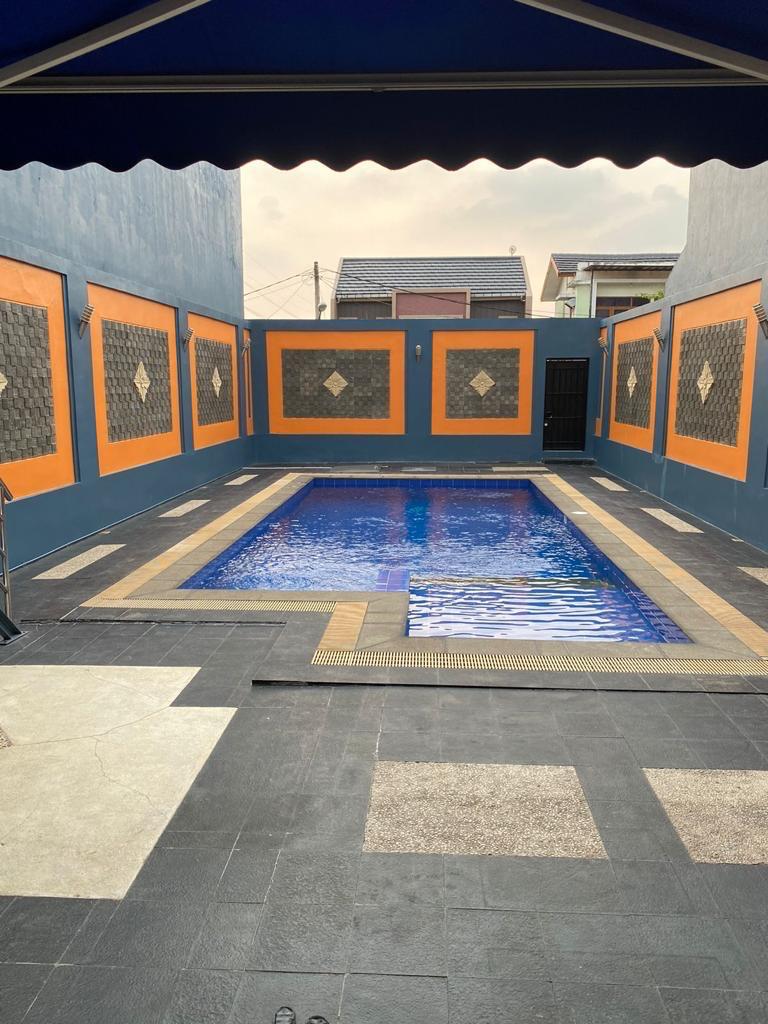 Hbe. Rumah Kolam Renang Disewakan di Cluster My Home Lippo Cikarang